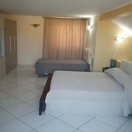 La Stanza Di Sara Frühstückspension 3*