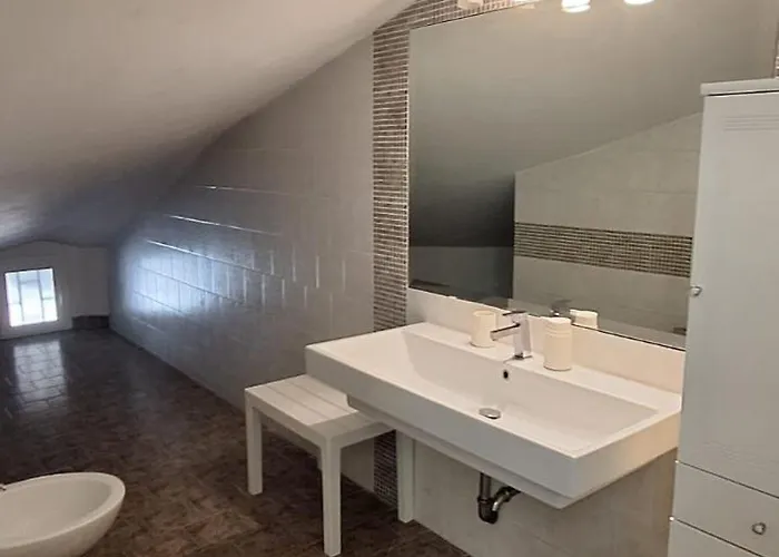 Bed & Breakfast La Stanza Di Sara Civitavecchia
