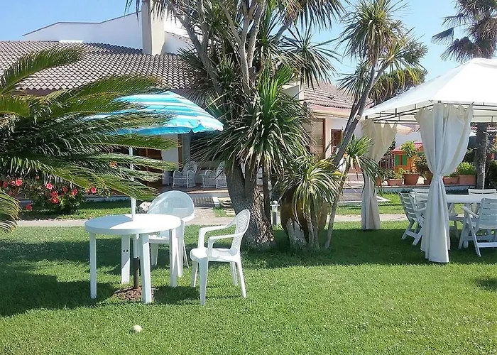 La Stanza Di Sara Bed & Breakfast 3*