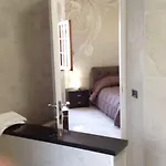 La Stanza Di Sara Frühstückspension 3*
