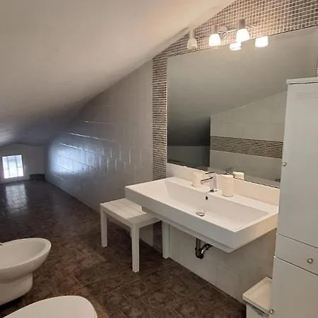 Bed & Breakfast La Stanza Di Sara Civitavecchia