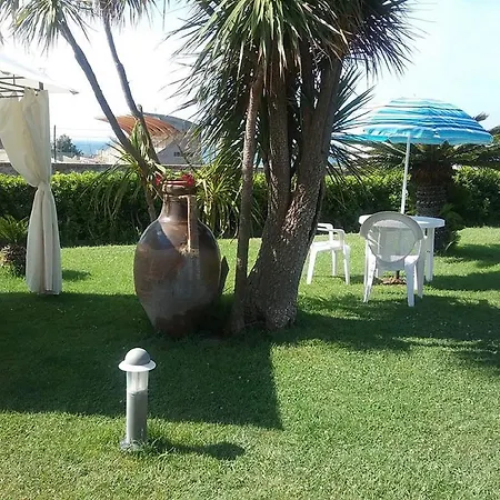 Bed & Breakfast La Stanza Di Sara Civitavecchia